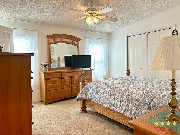 34 Harbor Circle, Astatula FL 34705