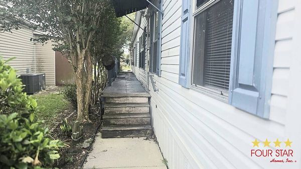130 W Seaflower St, Apopka FL 32712