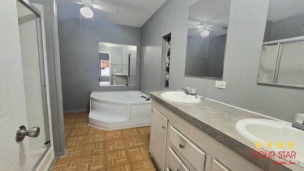 130 W Seaflower St, Apopka FL 32712