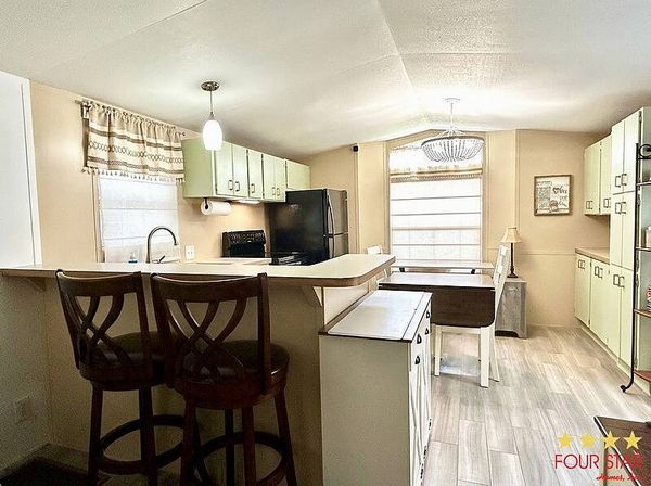 32 Lakewood Lane, Fruitland Park FL 34731