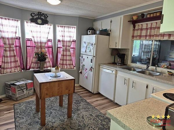 916 Marcy Dr, DeLand FL 32724