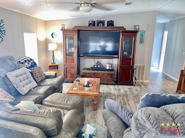 820 Sheriff Ln, Kissimmee FL 34746
