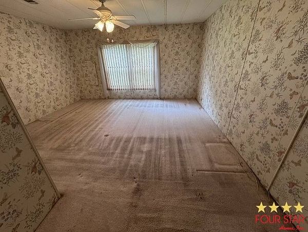 123  Conneaut Ter, DeLand FL 32724