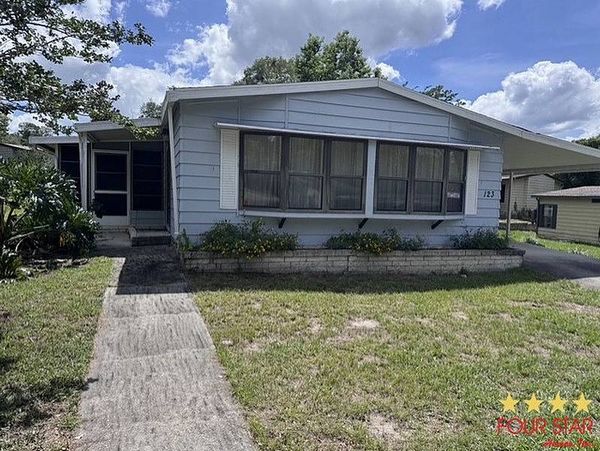 123  Conneaut Ter, DeLand FL 32724