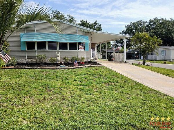 370 Kings Lake Drive, DeBary FL 32713