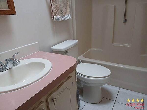 370 Kings Lake Drive, DeBary FL 32713