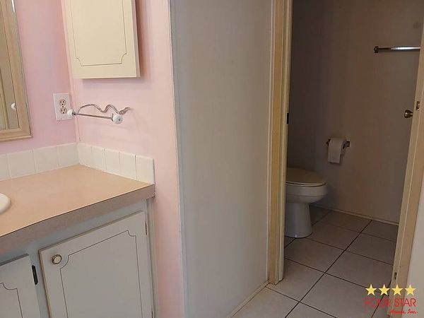 370 Kings Lake Drive, DeBary FL 32713
