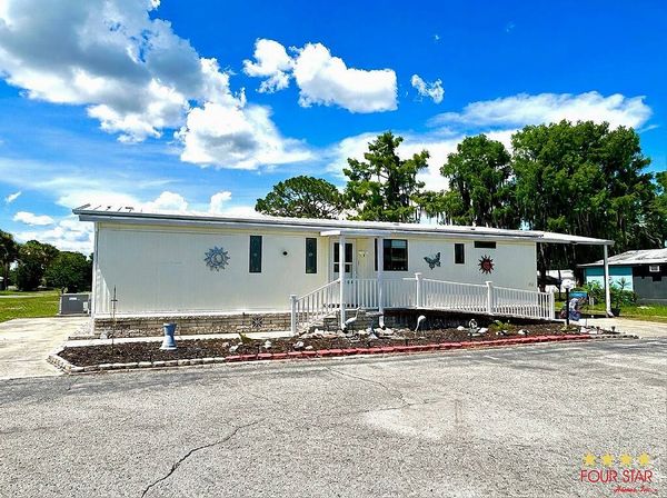 152 Formosa Island Rd, Leesburg FL 34788