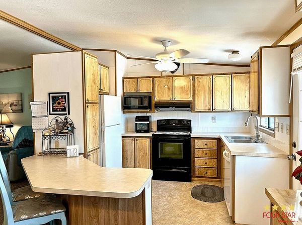 152 Formosa Island Rd, Leesburg FL 34788