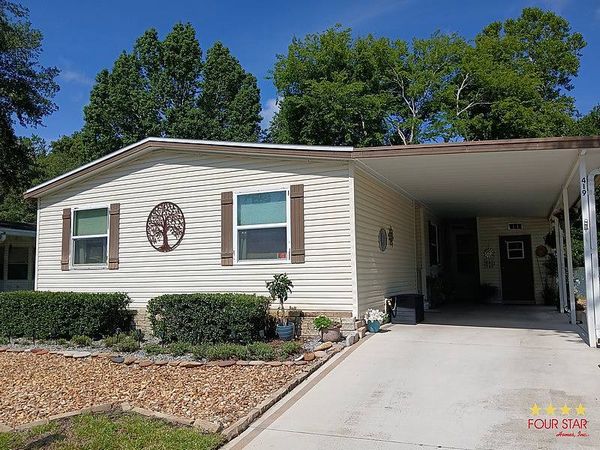 419 Kings Lake Drive, DeBary FL 32713
