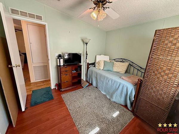 419 Kings Lake Drive, DeBary FL 32713