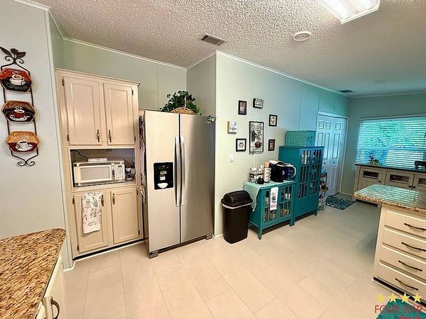 419 Kings Lake Drive, DeBary FL 32713