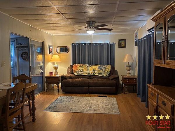 2438 Montauk Ct, Orange City FL 32763