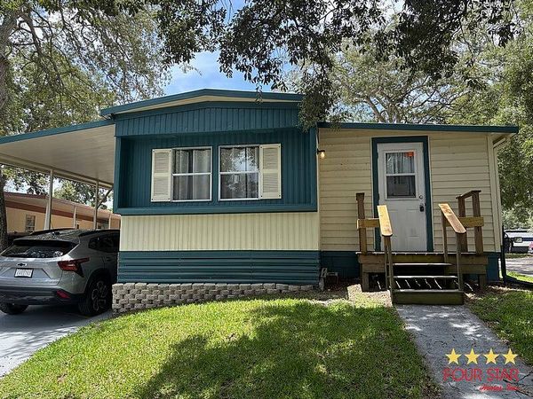 2438 Montauk Ct, Orange City FL 32763