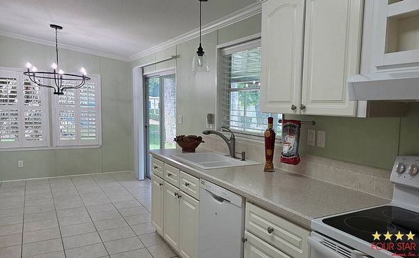 20 Beaumont Ln, Flagler Beach FL 32136