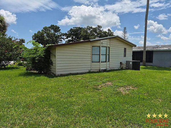2276 Mariposa Ave, Port Orange FL 32129