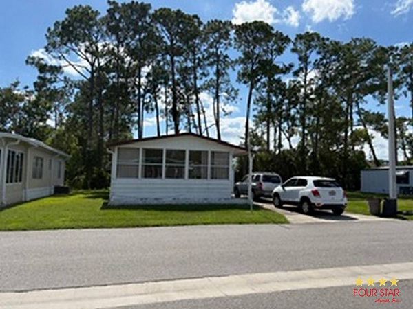 68 Regency Dr, Port Orange FL 32129