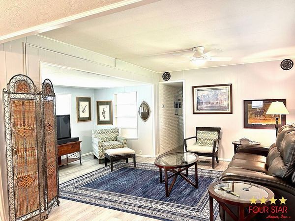 13B Douglas Dr, Tavares FL 32778