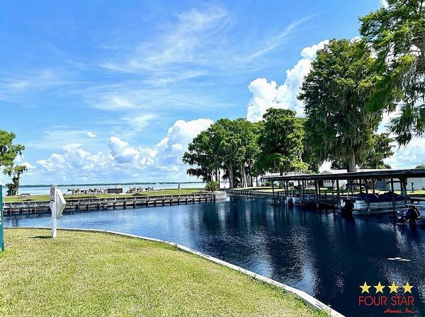 13B Douglas Dr, Tavares FL 32778