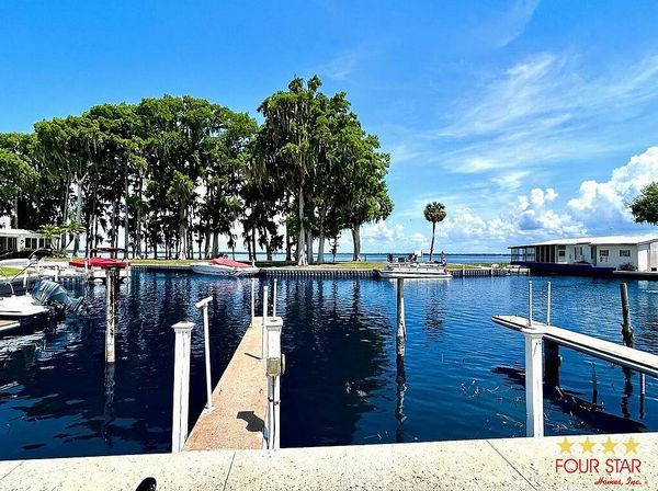 13B Douglas Dr, Tavares FL 32778