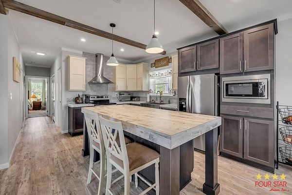 205 Belleza Blvd, Edgewater FL 32141