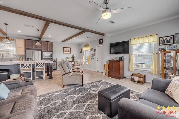 205 Belleza Blvd, Edgewater FL 32141