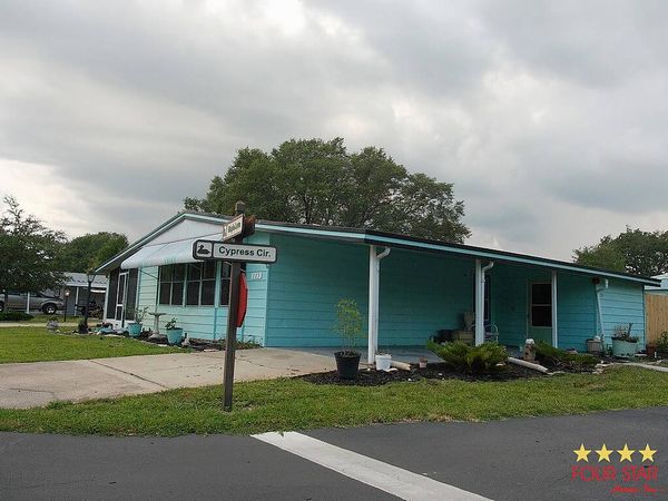 123 Maple Ln, Lake Helen FL 32744