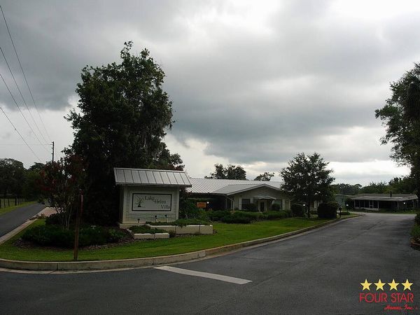123 Maple Ln, Lake Helen FL 32744