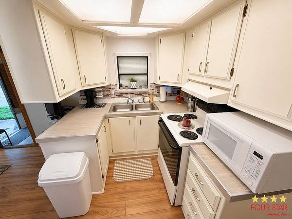 2309 Almond Village St, Orange City FL 32763