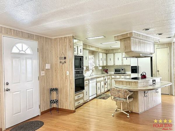 25727 Espanola Dr, Leesburg FL 34748
