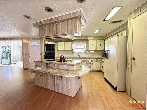 25727 Espanola Dr, Leesburg FL 34748