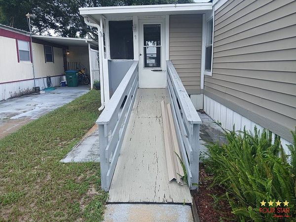 7 Valencia Ct, DeLand FL 32724