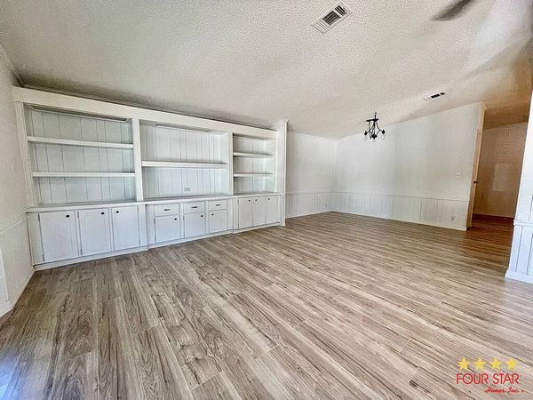 401 Forest Ln, Kissimmee FL 34746