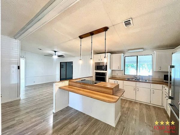 401 Forest Ln, Kissimmee FL 34746