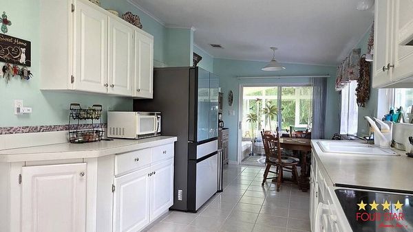 2 Winthrop Ln, Flagler Beach FL 32136