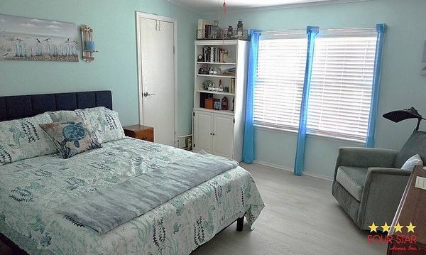 2 Winthrop Ln, Flagler Beach FL 32136
