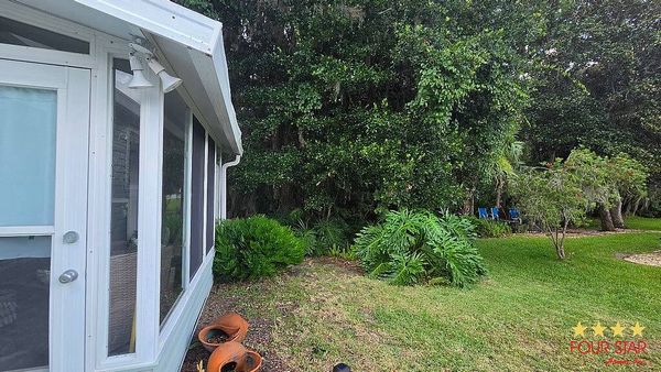 2 Winthrop Ln, Flagler Beach FL 32136