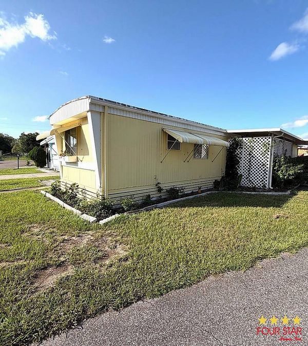 8 Tangerine Ct, DeLand FL 32724