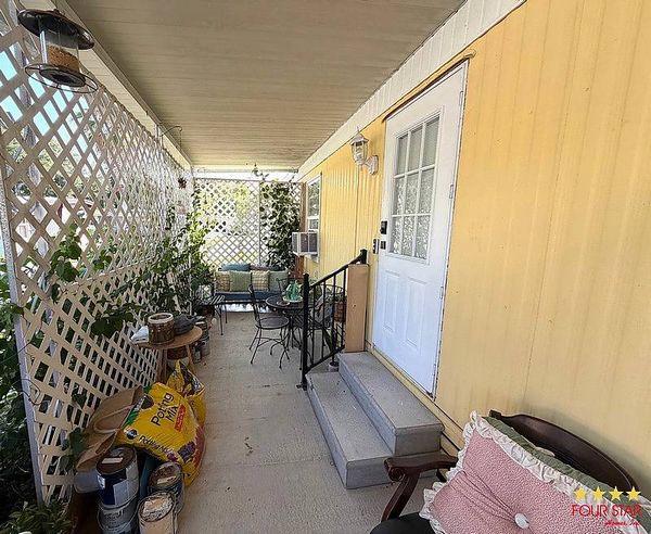 8 Tangerine Ct, DeLand FL 32724