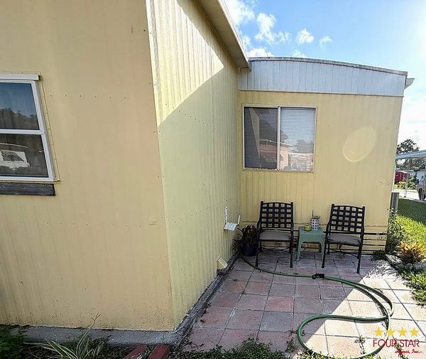8 Tangerine Ct, DeLand FL 32724