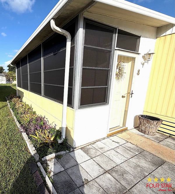 8 Tangerine Ct, DeLand FL 32724