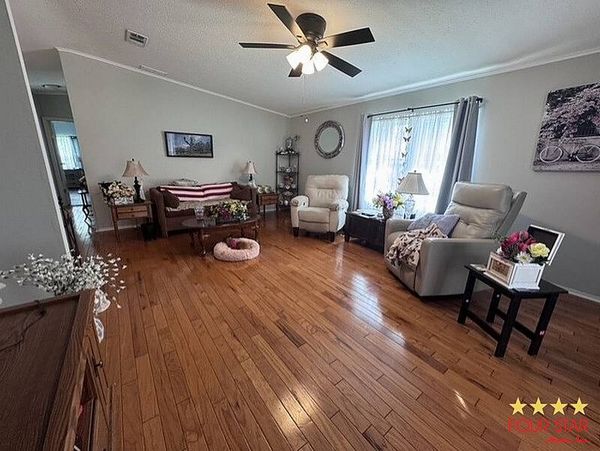 1029 Robin Dr, DeLand FL 32724