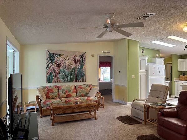 2212 Abbott Woods Ln, Orange City FL 32763