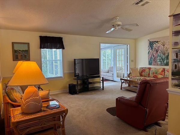 2212 Abbott Woods Ln, Orange City FL 32763