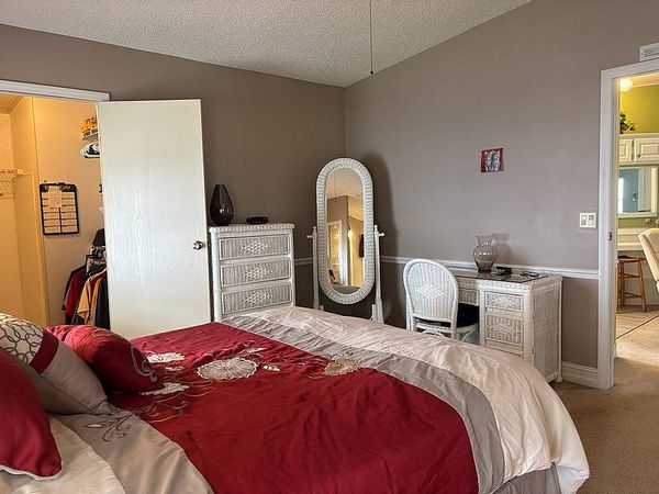 2212 Abbott Woods Ln, Orange City FL 32763