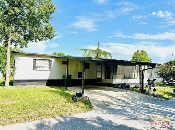 517 Alexander Rd, Leesburg FL 34748