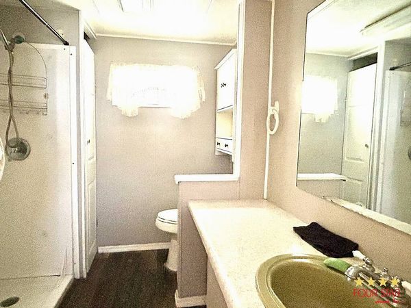 517 Alexander Rd, Leesburg FL 34748