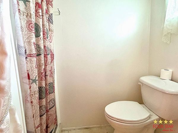 517 Alexander Rd, Leesburg FL 34748