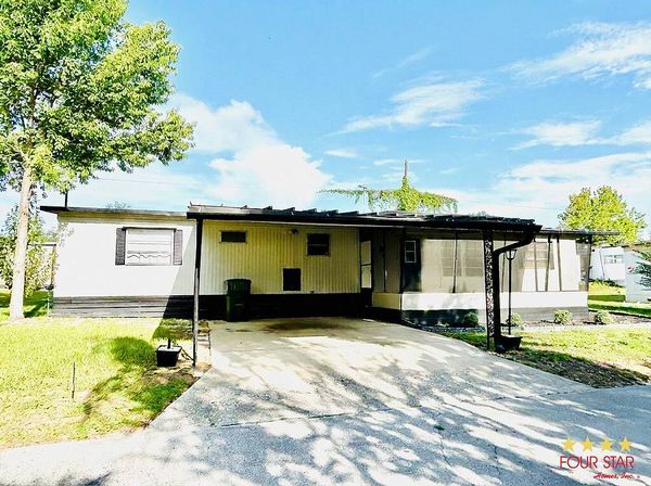 517 Alexander Rd, Leesburg FL 34748