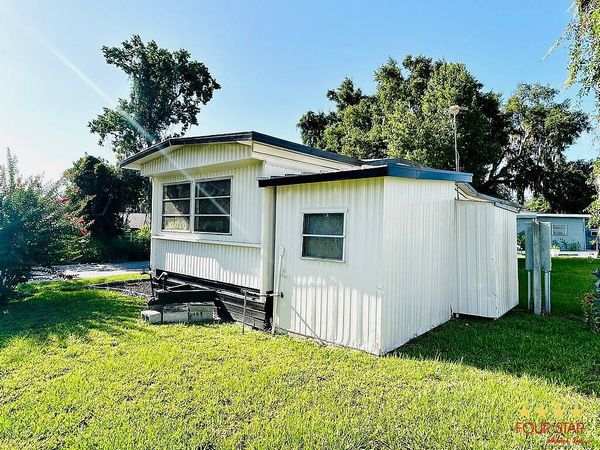 517 Alexander Rd, Leesburg FL 34748